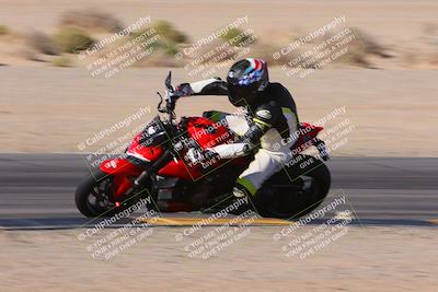 media/Dec-10-2023-SoCal Trackdays (Sun) [[0ce70f5433]]/Turn 9 Inside Set 2 (1115am)/